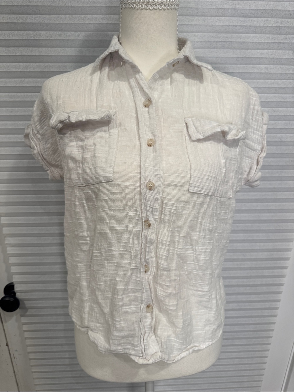Thread & Supply White Crinkled Short-Sleeve Button Shirt 0907